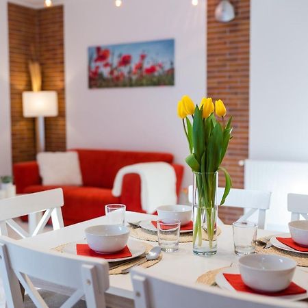 Sara-Lux Apartman Nyarliget Eksteriør bilde